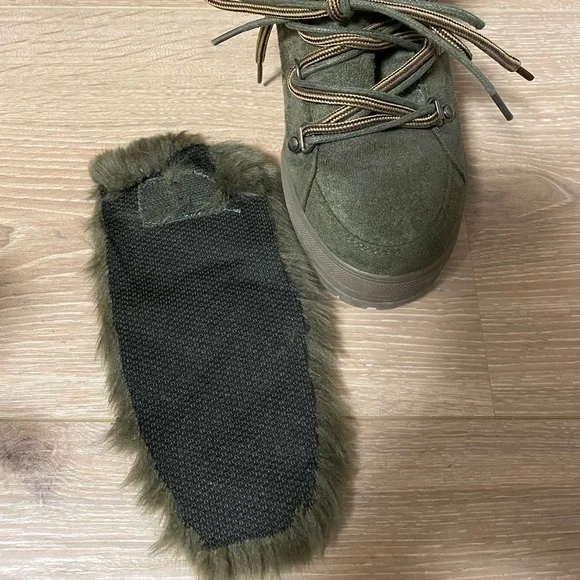 Free People green booties - Picture 10 of 11